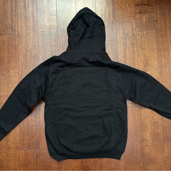 Umbrella Clothing Black and Red “Tour Life” Unisex Hoodie, Size Small - Picture 8 of 9